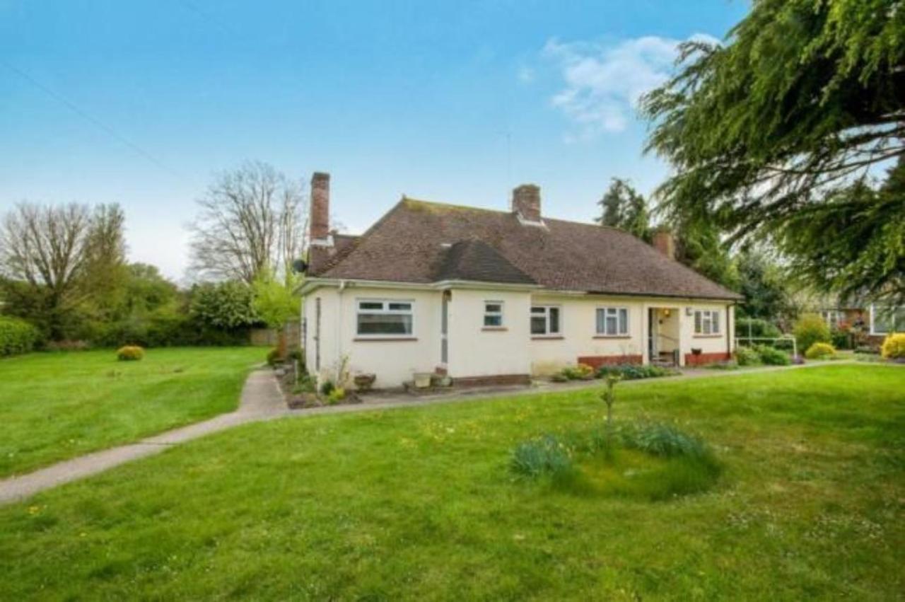 Grove Cottage Basingstoke Luaran gambar